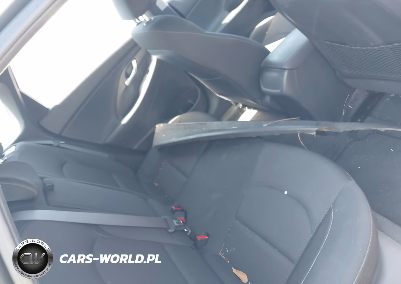 2018 Hyundai Elantra Gt VIN:KMHH35LE0JU038333 - 8