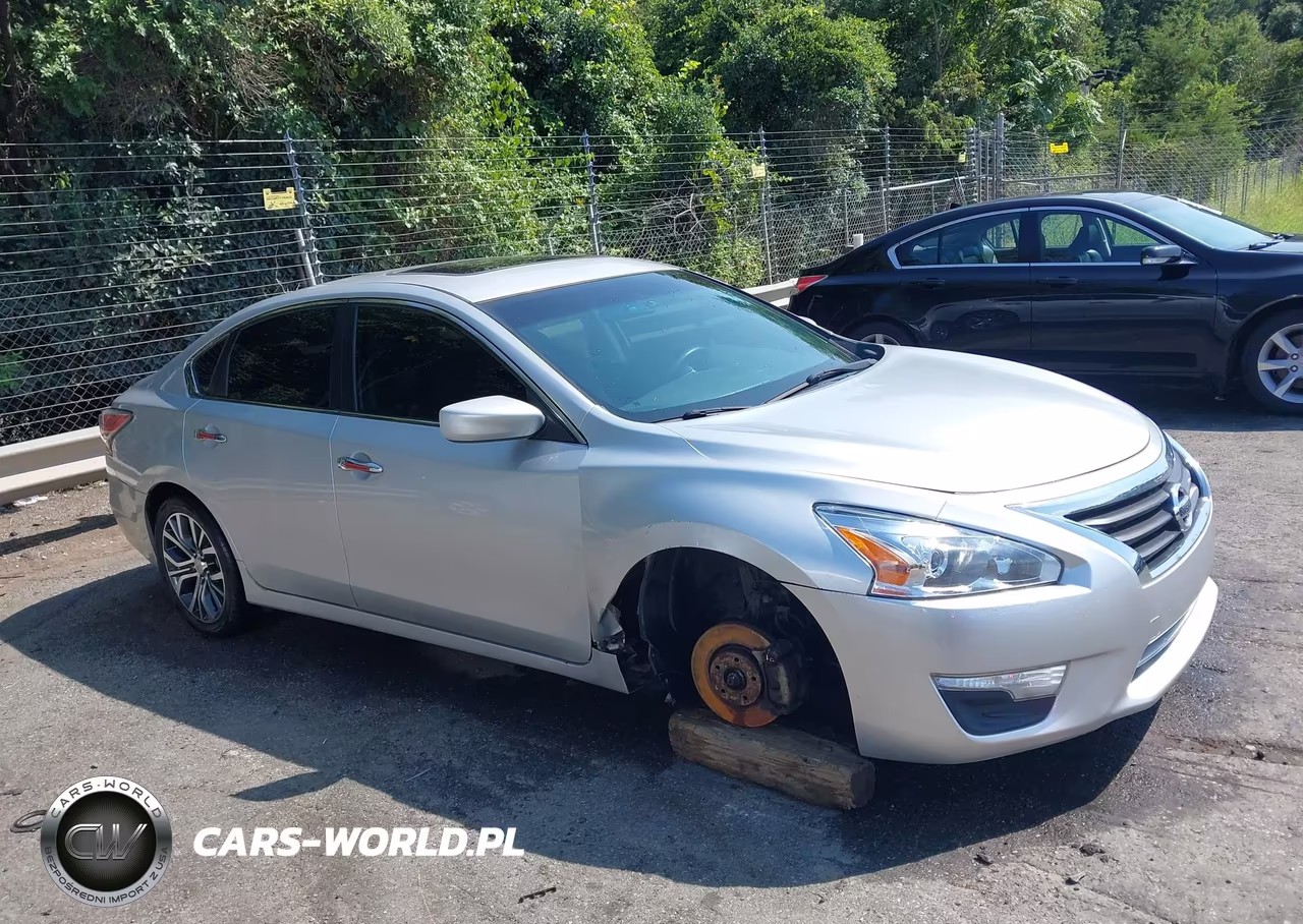 2014 Nissan Altima 2.5 S VIN:1N4AL3APXEC117251 - 14