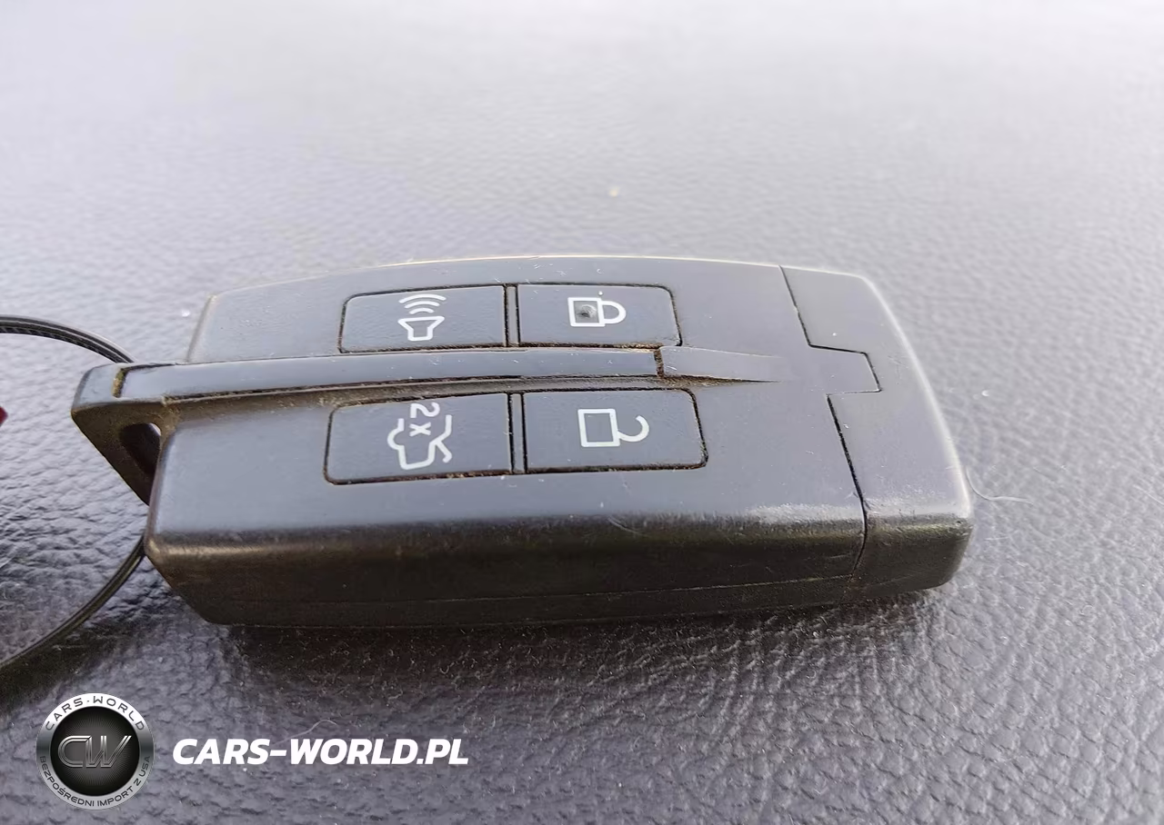2011 Ford Taurus Sho VIN:1FAHP2KT3BG104869 - 11