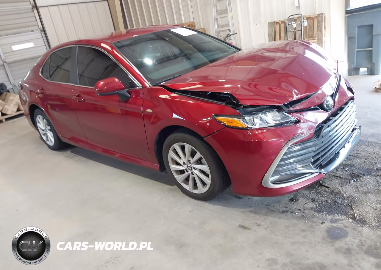 2022 Toyota Camry Le