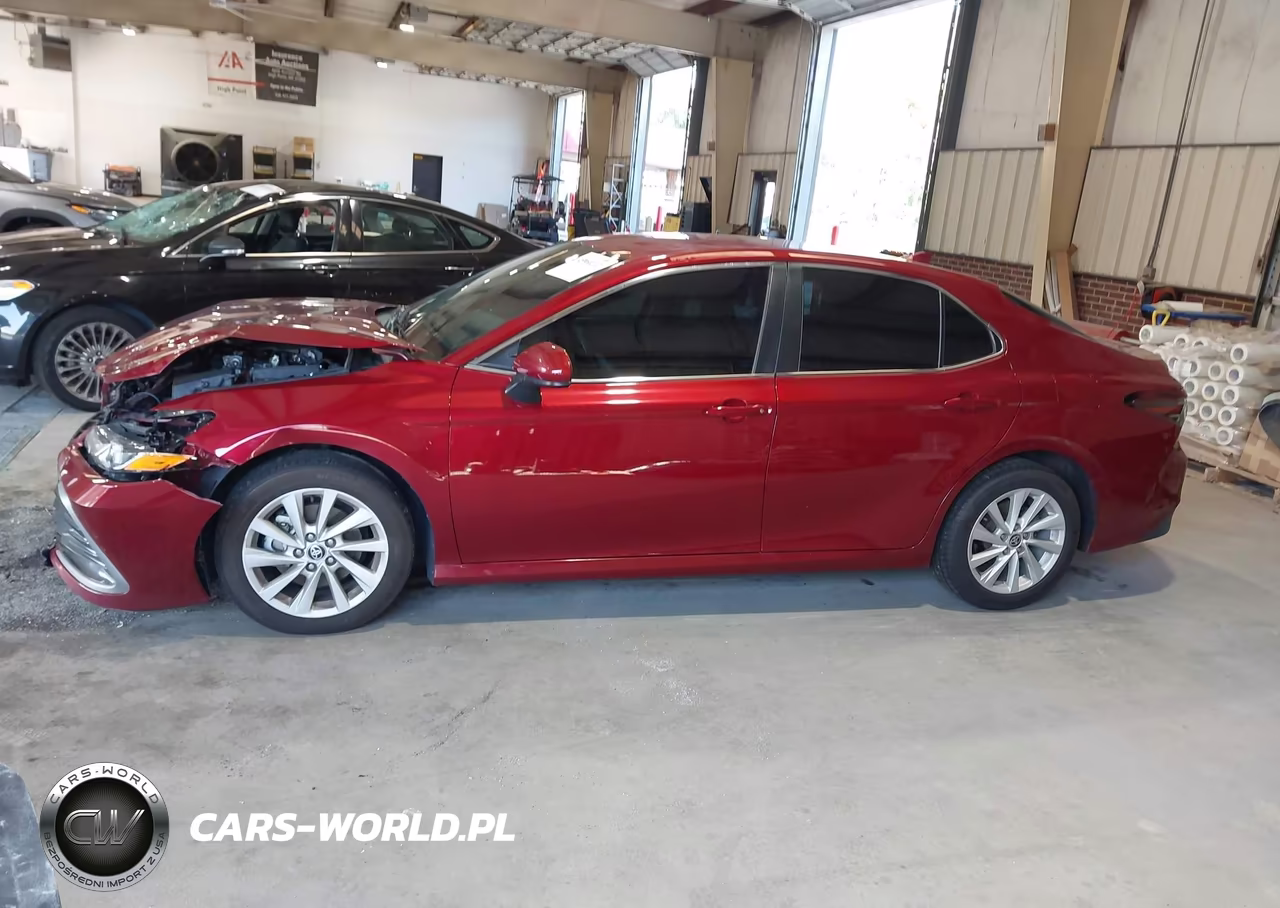 2022 Toyota Camry Le VIN:4T1C11AKXNU675981 - 14