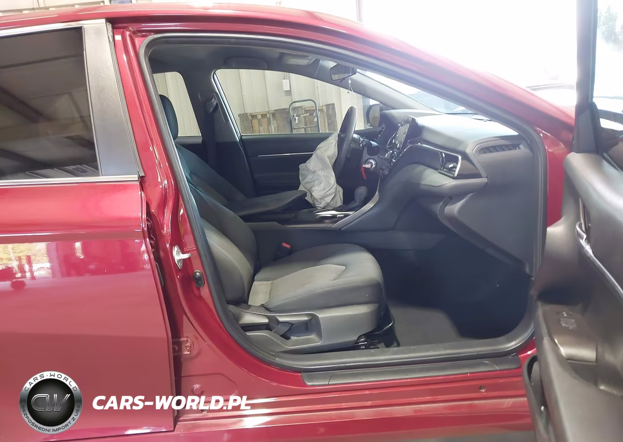 2022 Toyota Camry Le VIN:4T1C11AKXNU675981 - 5