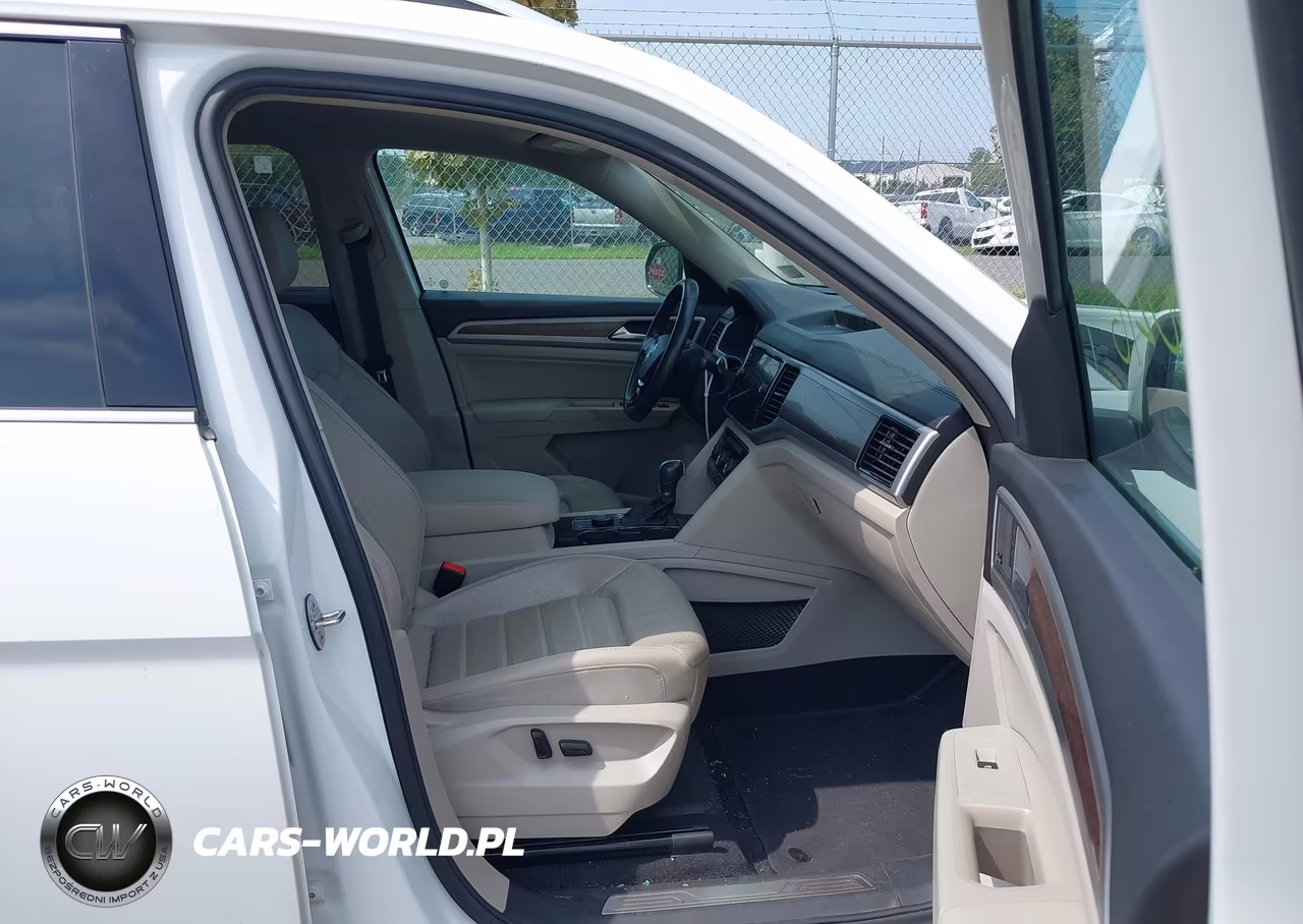 2019 Volkswagen Atlas 3.6L V6 Sel Premium VIN:1V2NR2CA8KC576088 - 5
