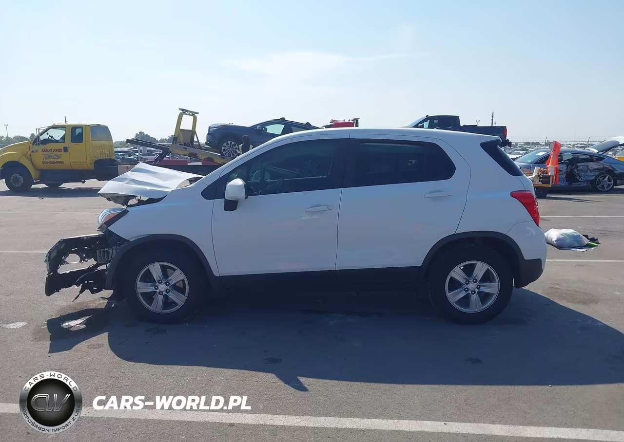2019 Chevrolet Trax Ls VIN:3GNCJKSB1KL383433 - 15