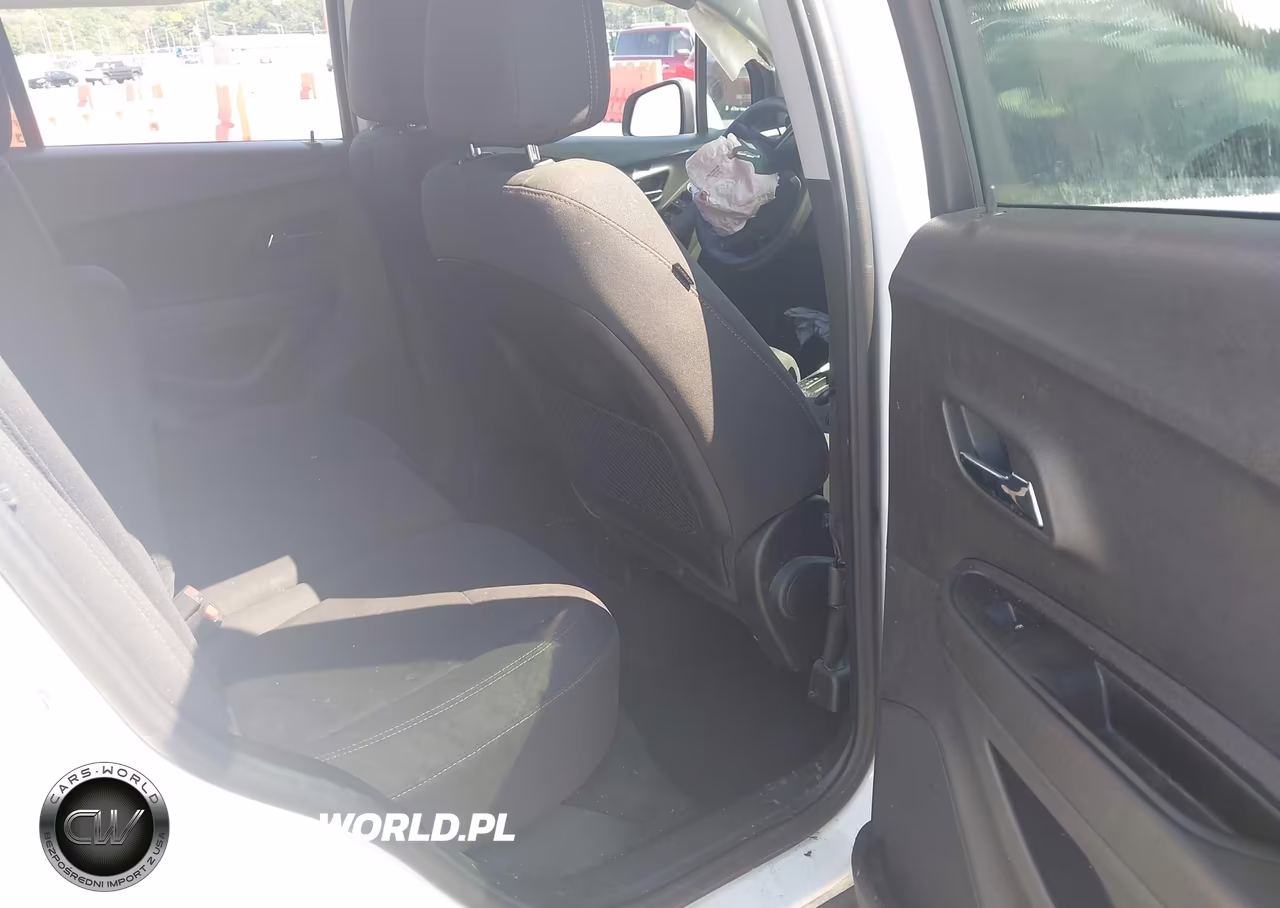 2019 Chevrolet Trax Ls VIN:3GNCJKSB1KL383433 - 8