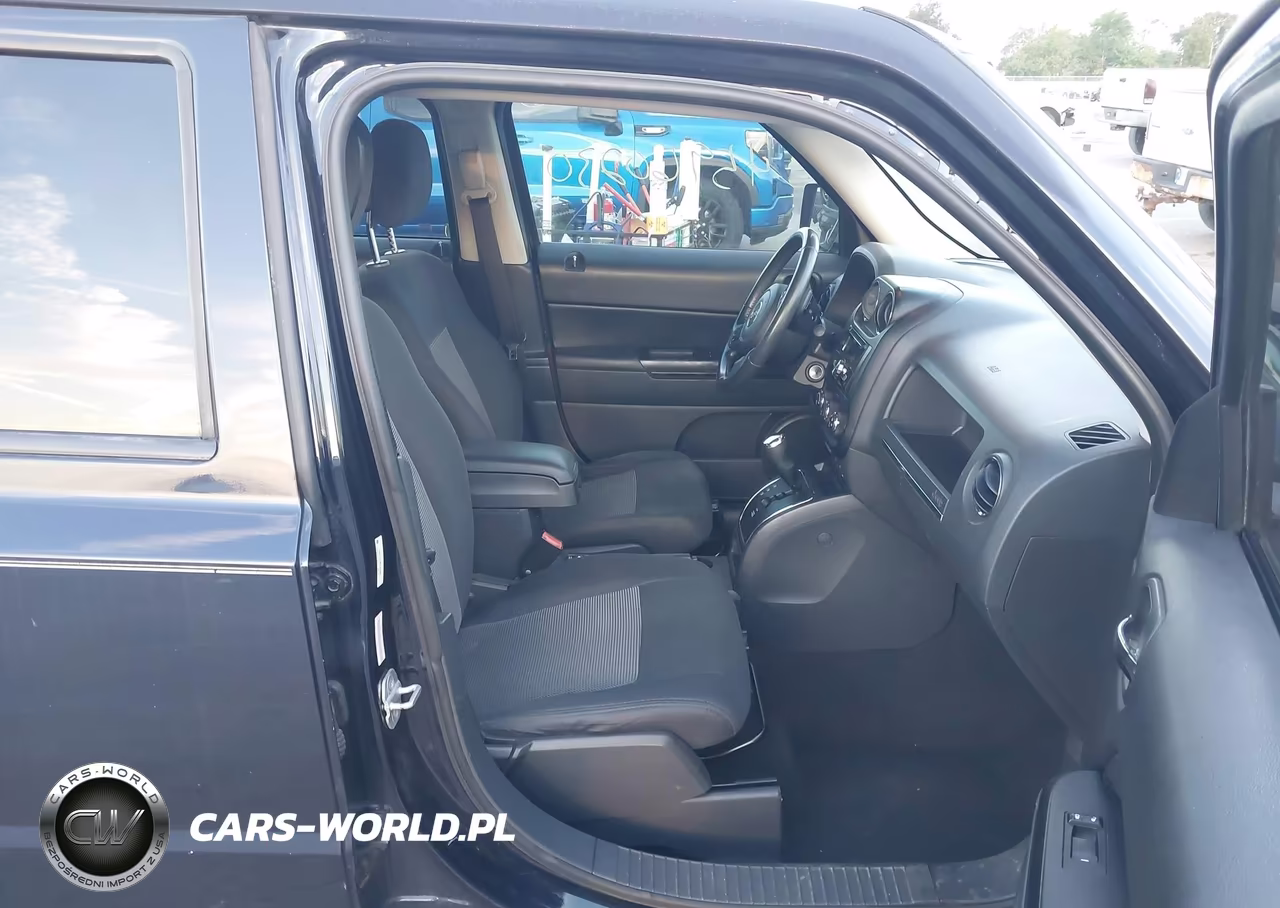 2011 Jeep Patriot Sport VIN:1J4NF1GB4BD100285 - 5