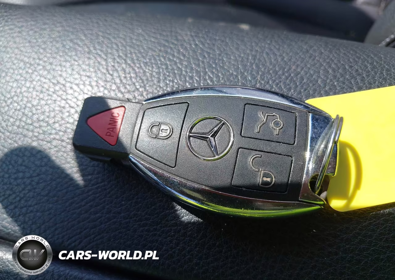 2018 Mercedes-Benz Glc 300 4Matic VIN:WDC0G4KBXJV015282 - 11