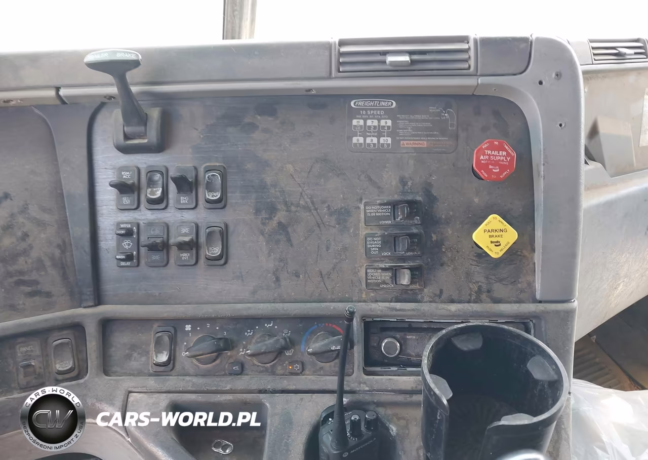 2005 Freightliner Conventional Columbia VIN:1FUJA6CK35LV24744 - 13
