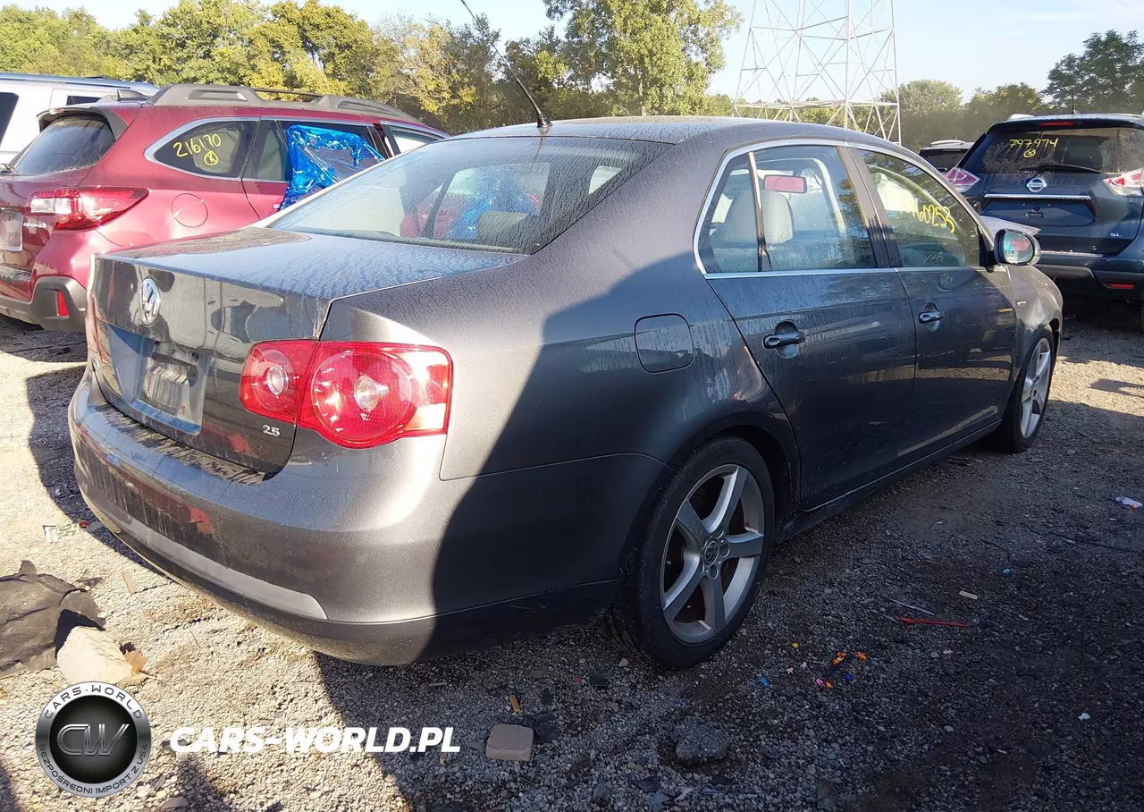 2007 Volkswagen Jetta Wolfsburg Edition VIN:3VWEF71K97M168253 - 4