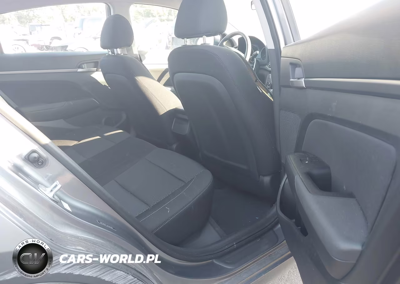 2018 Hyundai Elantra Sel VIN:5NPD84LF1JH369486 - 8