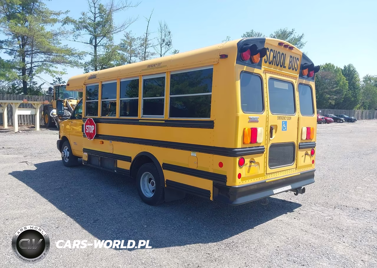 2012 GMC Savana Cutaway 4500 Series Diesel VIN:1GD675BL5C1118274 - 3