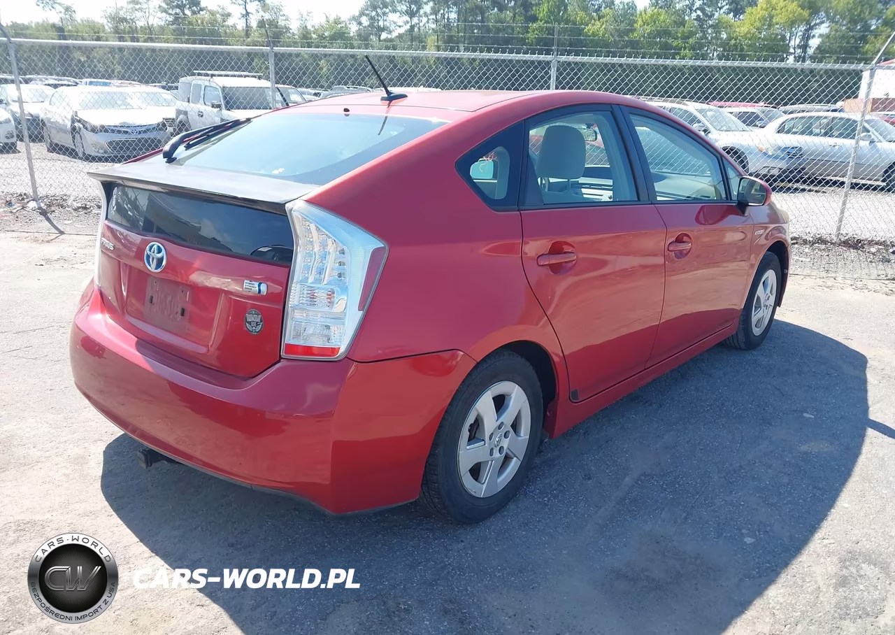 2011 Toyota Prius Two VIN:JTDKN3DUXB1448509 - 4