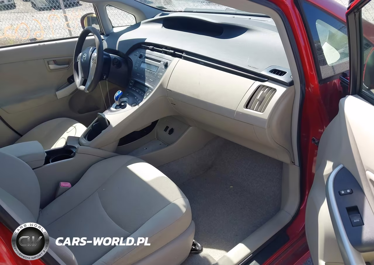 2011 Toyota Prius Two VIN:JTDKN3DUXB1448509 - 5
