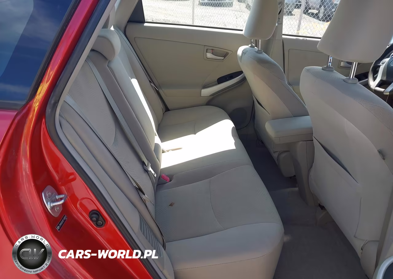 2011 Toyota Prius Two VIN:JTDKN3DUXB1448509 - 8