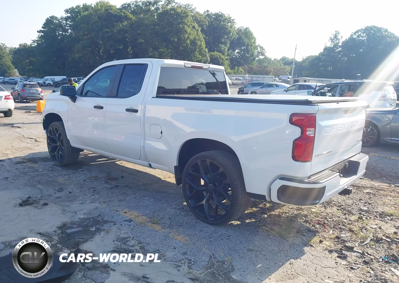 2019 Chevrolet Silverado 1500 Custom VIN:1GCRWBEH4KZ411576 - 3