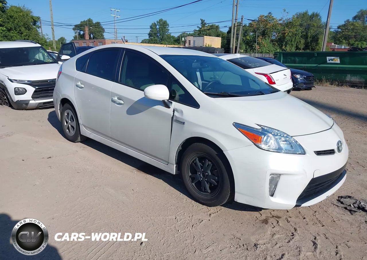 2015 Toyota Prius Three