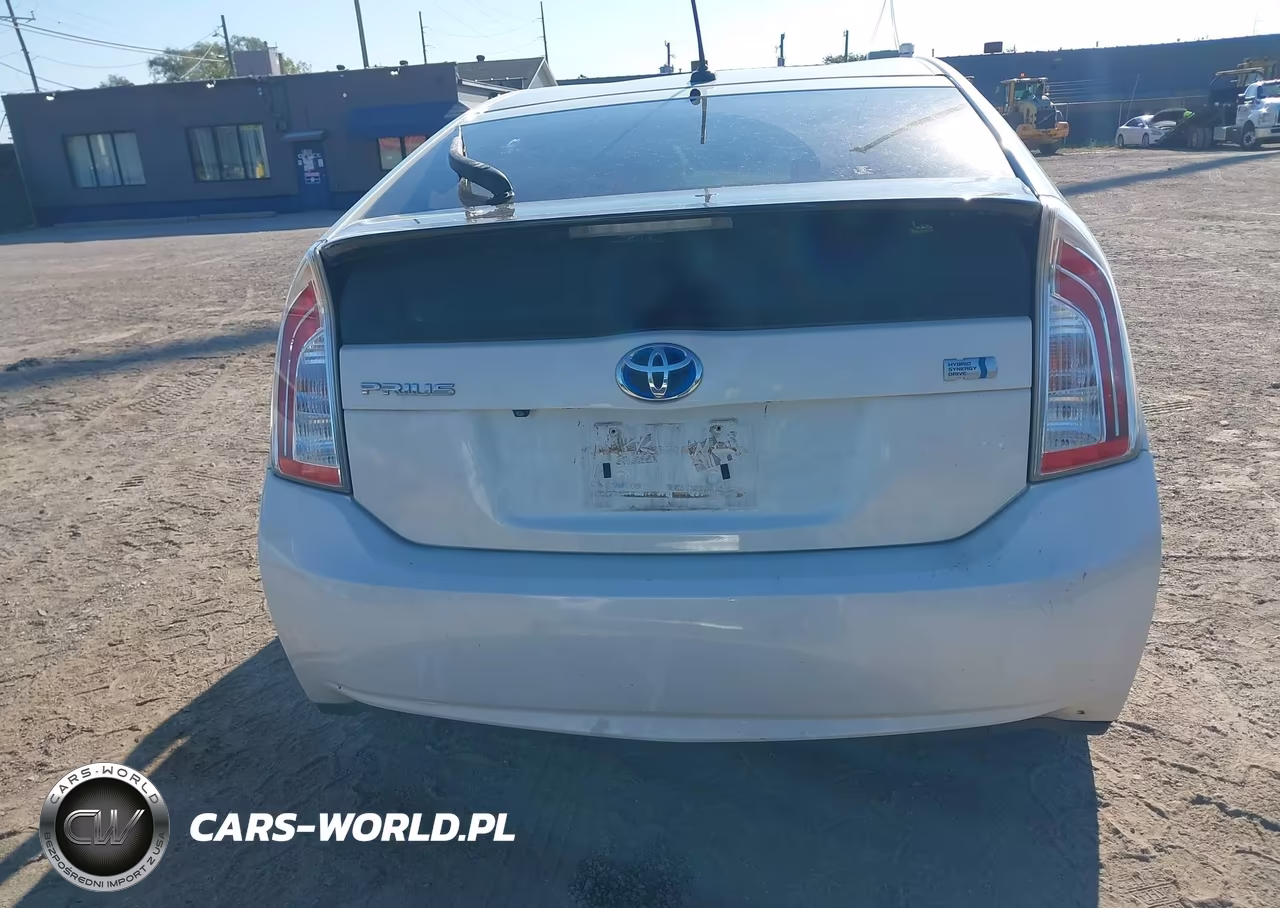 2015 Toyota Prius Three VIN:JTDKN3DU3F0438030 - 16