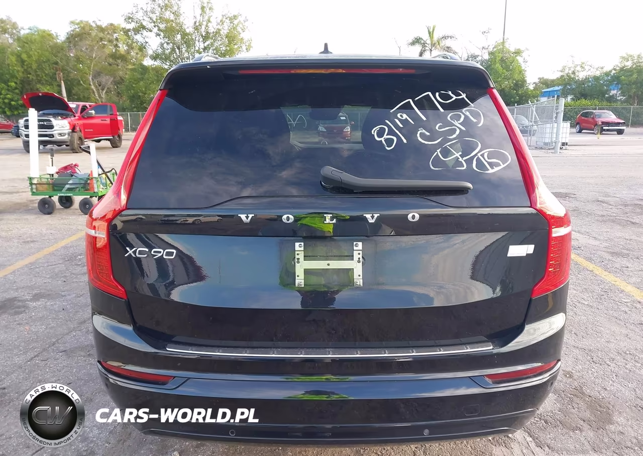 2022 Volvo Xc90 Recharge Plug-In Hybrid T8 R-Design 7 Passenger VIN:YV4BR0CM1N1777704 - 16