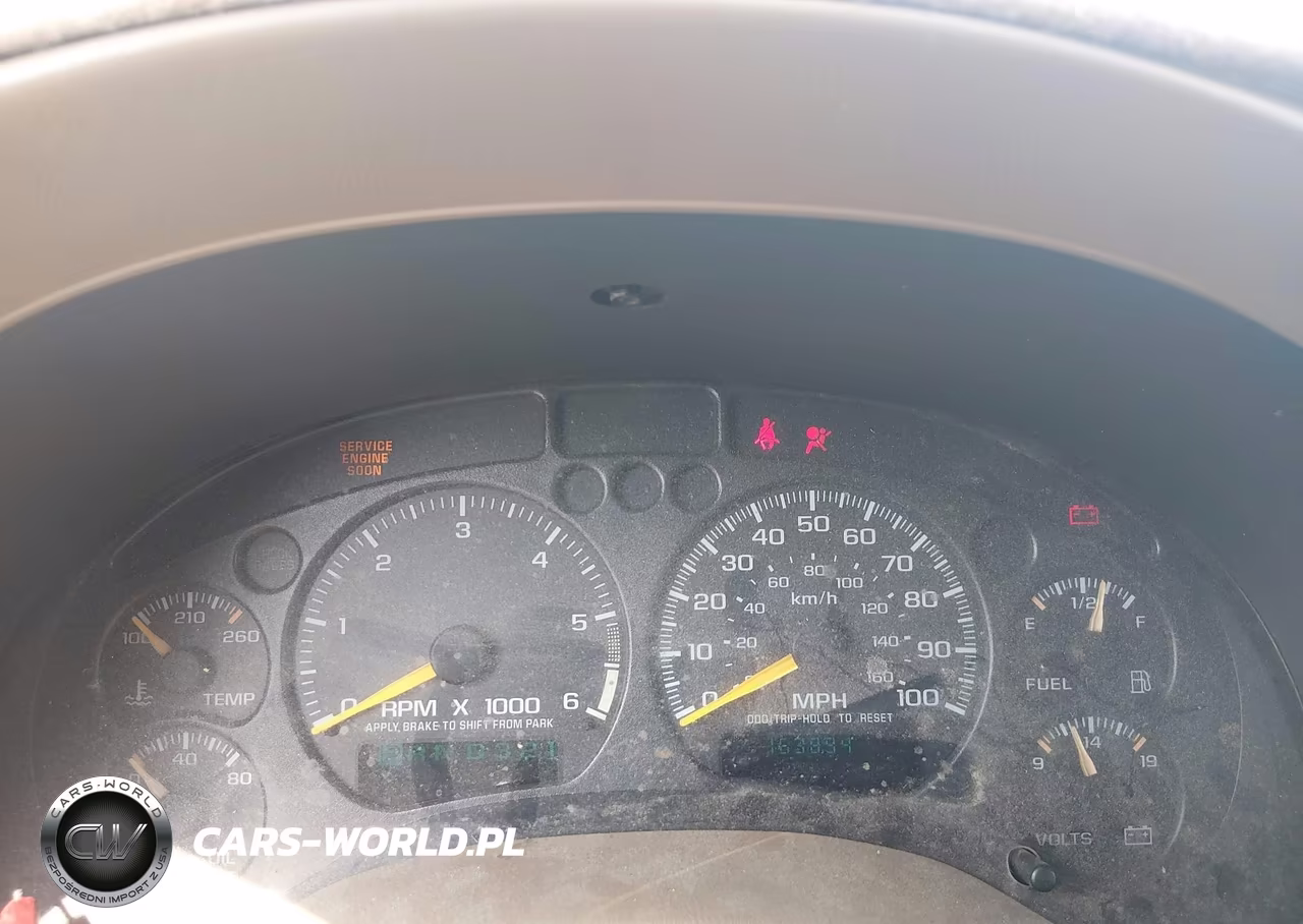 2000 Chevrolet Blazer VIN:1GNDT13WXY2284582 - 7