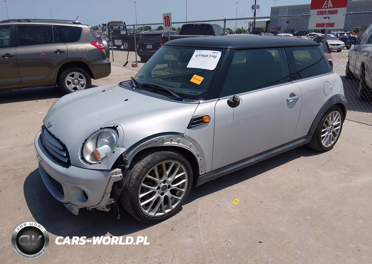 2013 Mini Hardtop Cooper VIN:WMWSU3C56DT682812 - 2