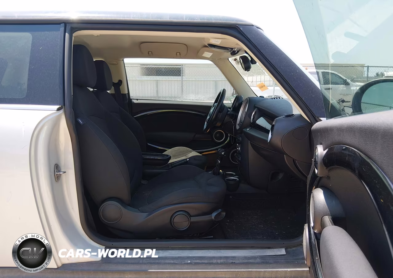 2013 Mini Hardtop Cooper VIN:WMWSU3C56DT682812 - 5