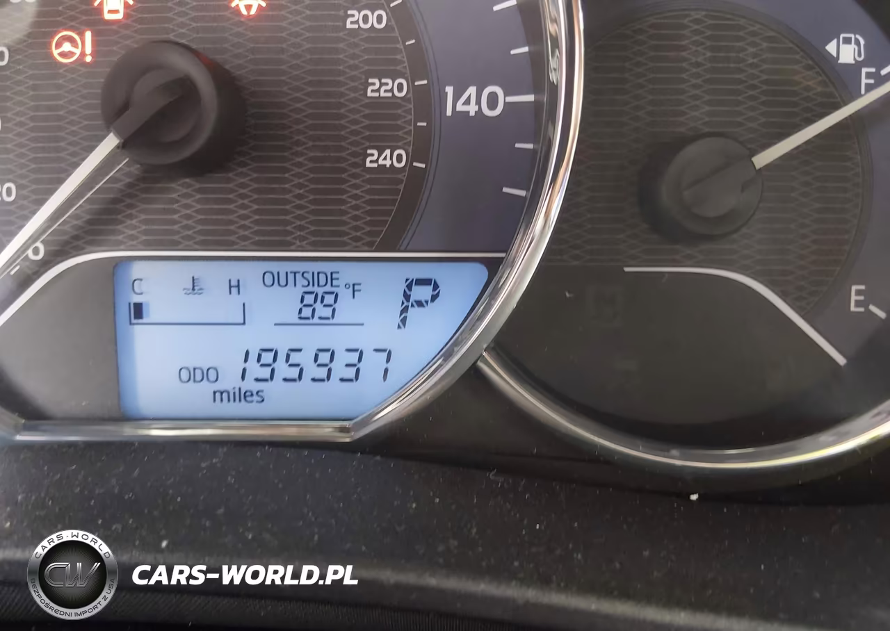 2016 Toyota Corolla Le VIN:5YFBURHE0GP522578 - 16
