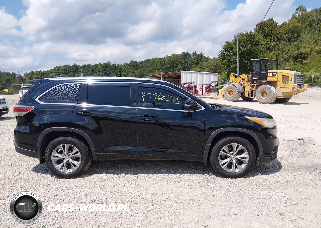 2014 Toyota Highlander Xle V6 VIN:5TDJKRFH3ES056616 - 13