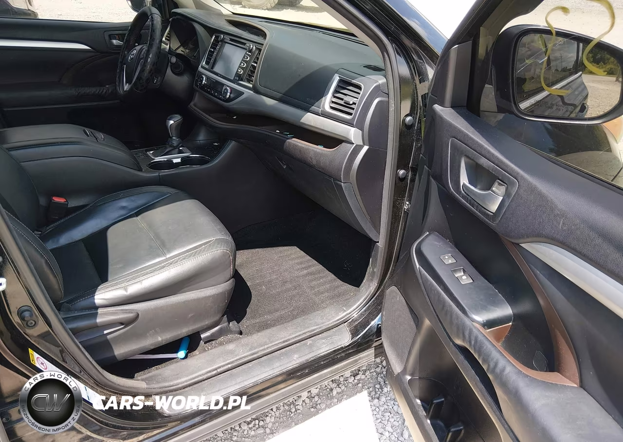 2014 Toyota Highlander Xle V6 VIN:5TDJKRFH3ES056616 - 5