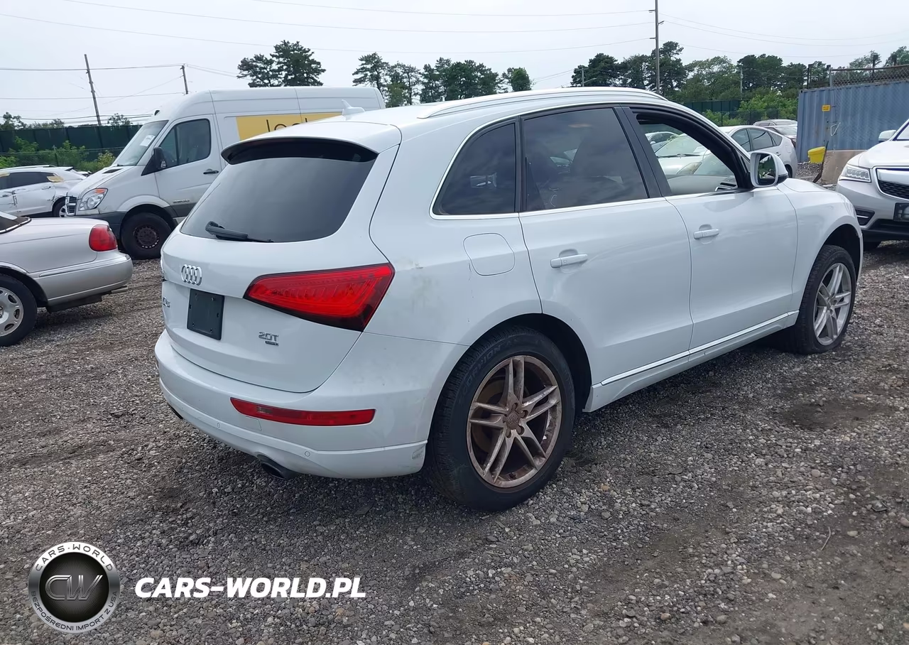 2014 Audi Q5 2.0T Premium VIN:WA1LFAFP5EA096709 - 4