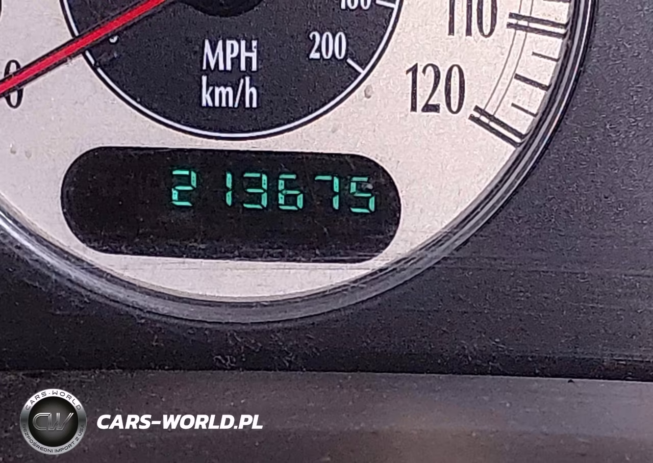 2002 Chrysler Town & Country Limited VIN:2C8GT64L42R696981 - 15