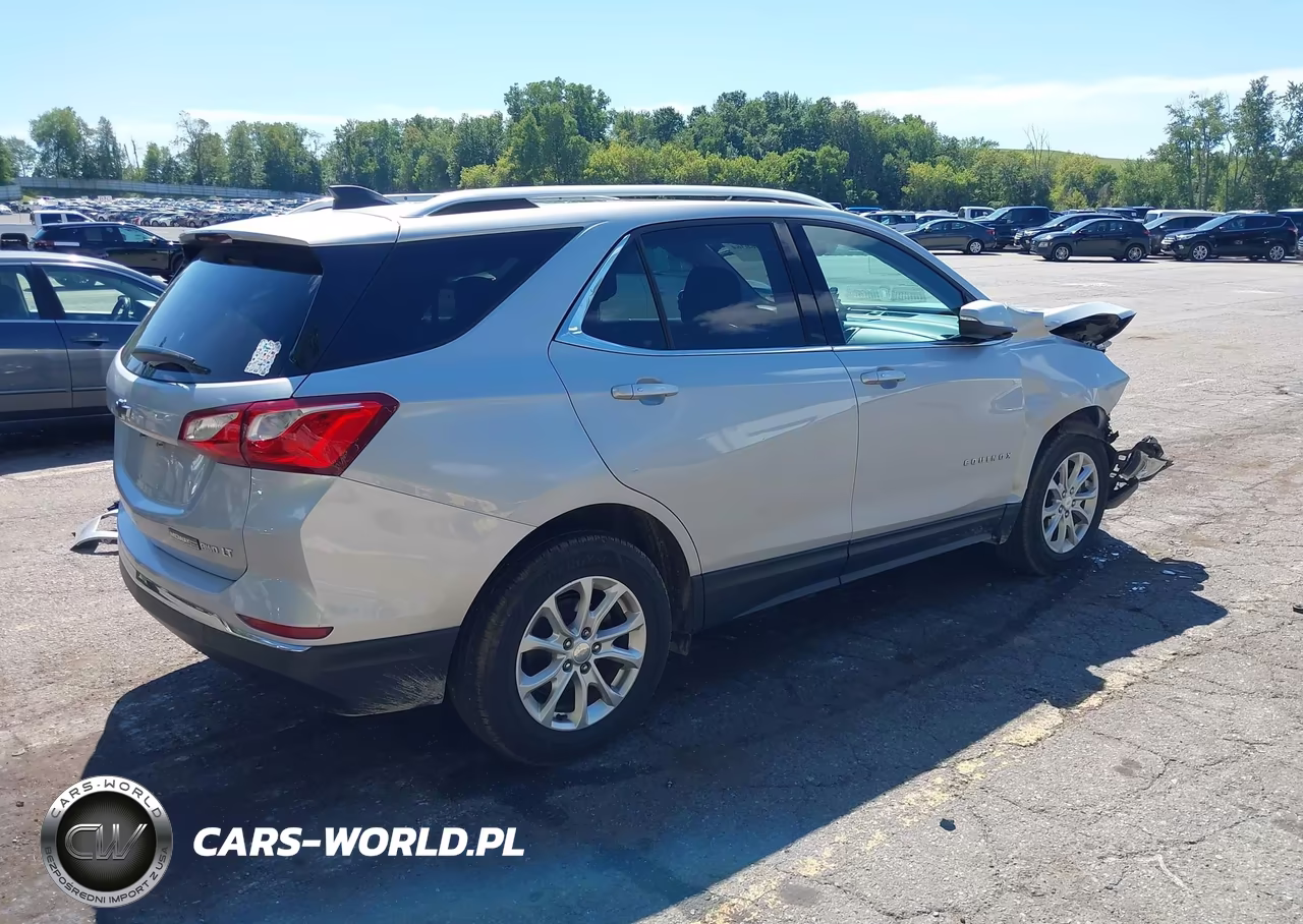 2018 Chevrolet Equinox Lt VIN:2GNAXSEV8J6137641 - 4