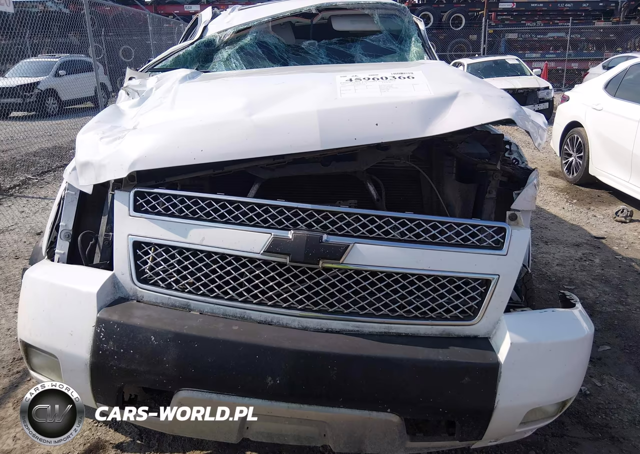 2011 Chevrolet Tahoe Lt VIN:1GNSKBE06BR225083 - 6