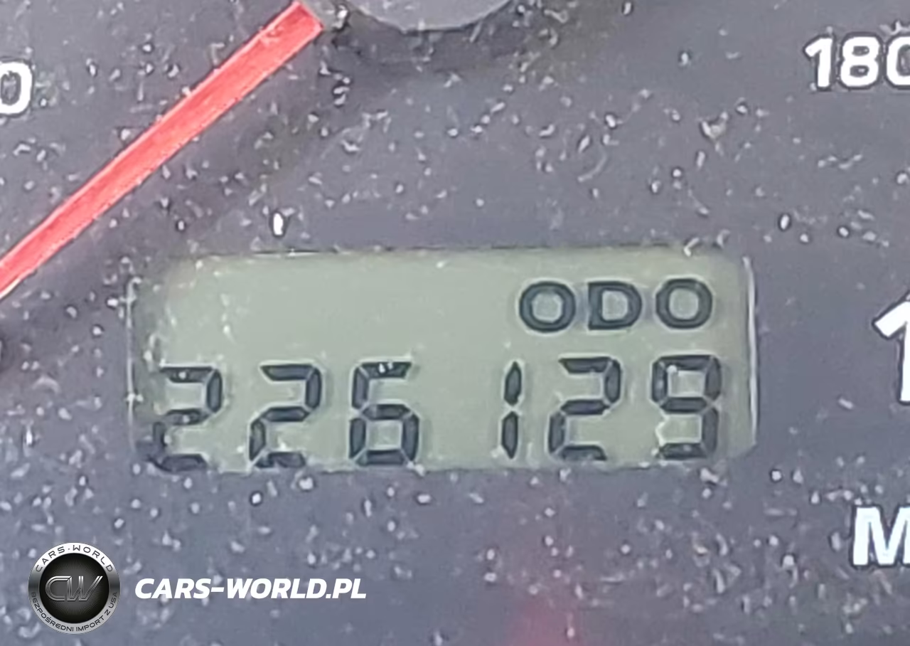 1999 Subaru Impreza L VIN:JF1GF4358XH803605 - 12