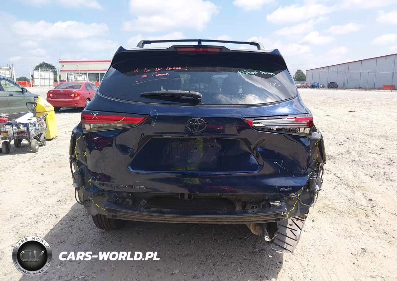 2022 Toyota Highlander Xle VIN:5TDGZRAH4NS137699 - 17