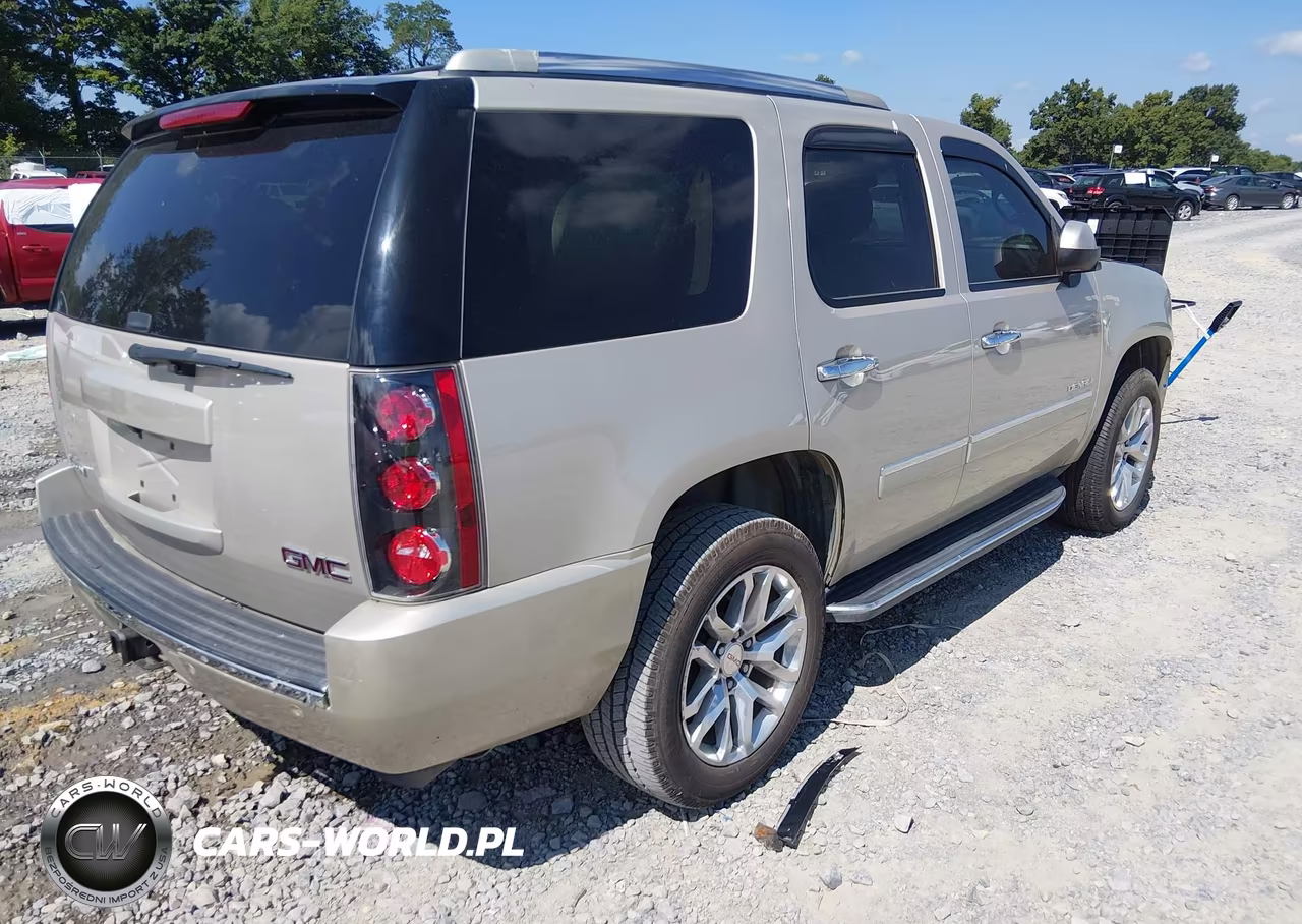 2013 GMC Yukon Denali VIN:1GKS2EEF8DR284318 - 4