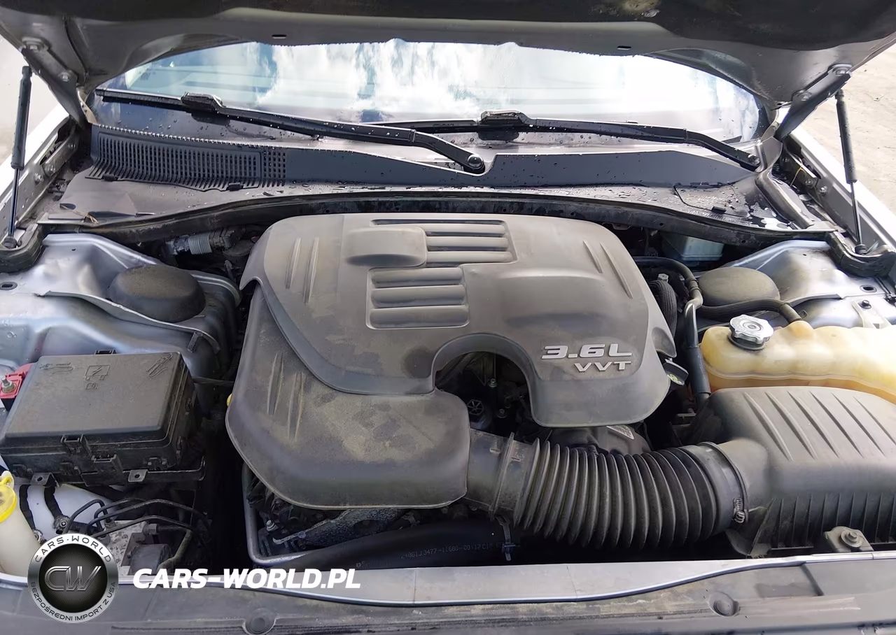 2018 Chrysler 300 Touring VIN:2C3CCAAG1JH234199 - 10