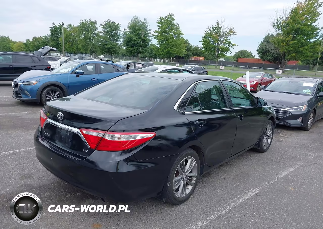 2017 Toyota Camry Le VIN:4T1BF1FK3HU615700 - 4