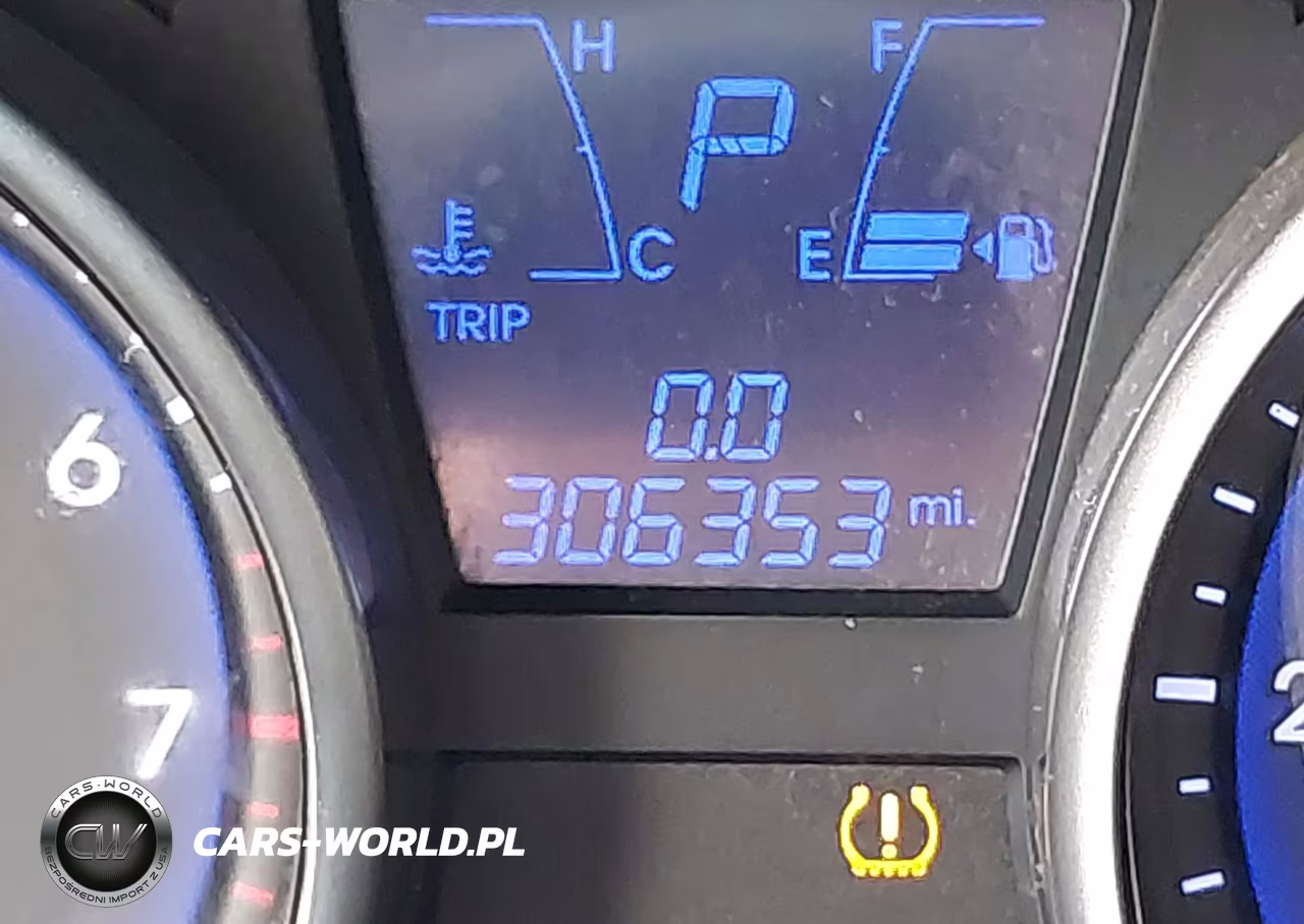 2011 Hyundai Tucson Limited VIN:KM8JU3AC2BU296780 - 15