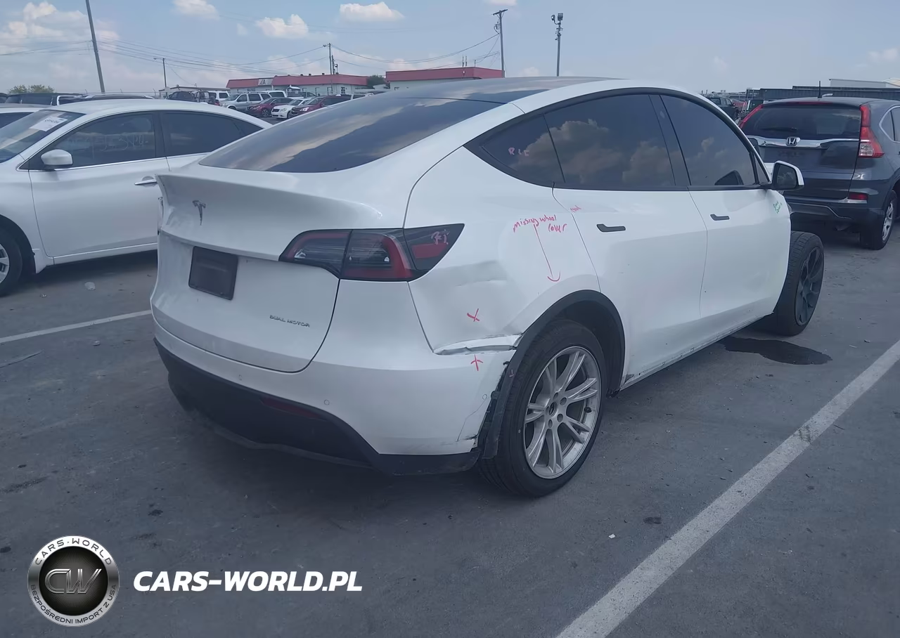 2021 Tesla Model Y Long Range Dual Motor All-Wheel Drive VIN:5YJYGAEE0MF270586 - 4