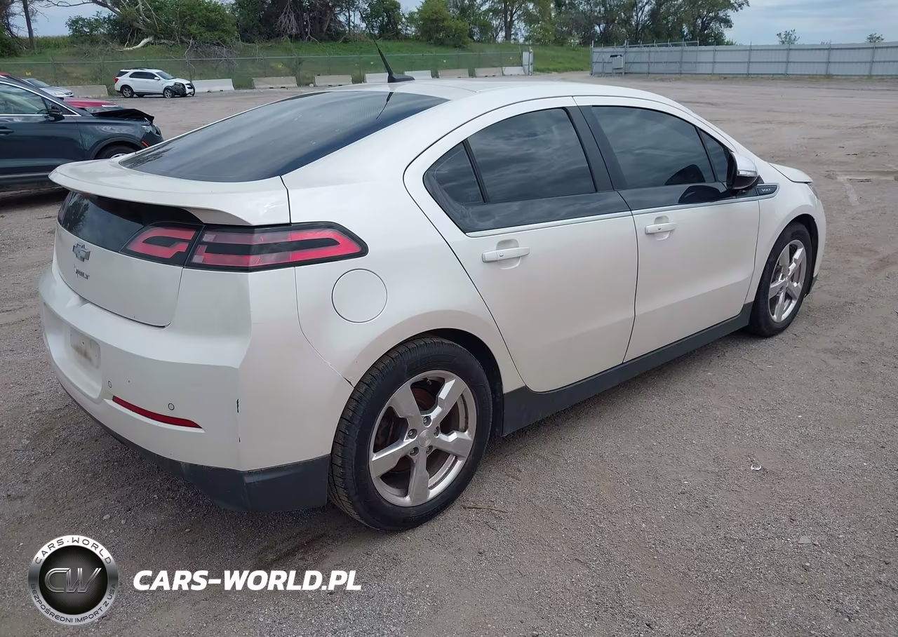 2013 Chevrolet Volt VIN:1G1RA6E44DU124668 - 4