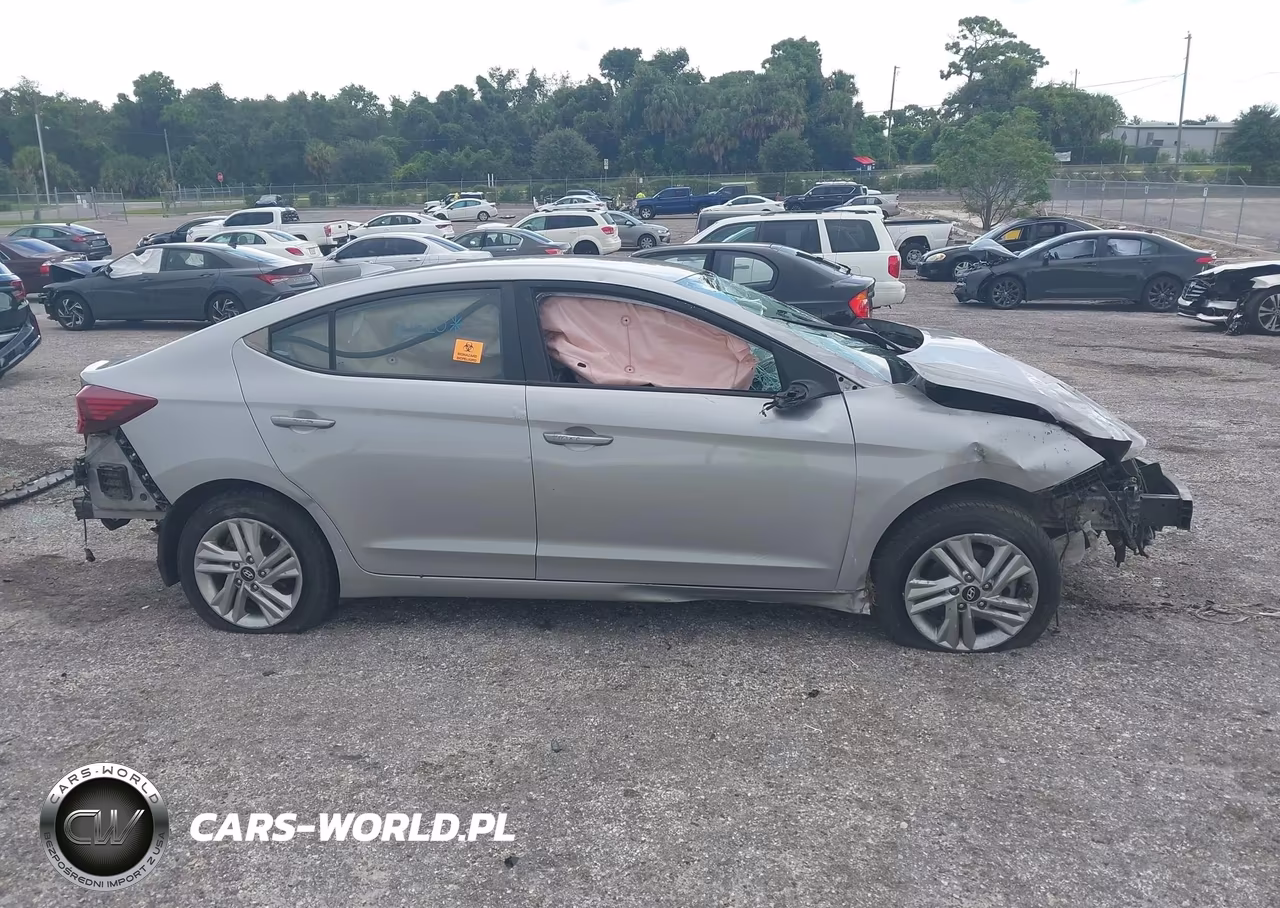 2020 Hyundai Elantra Sel VIN:5NPD84LF3LH566212 - 12
