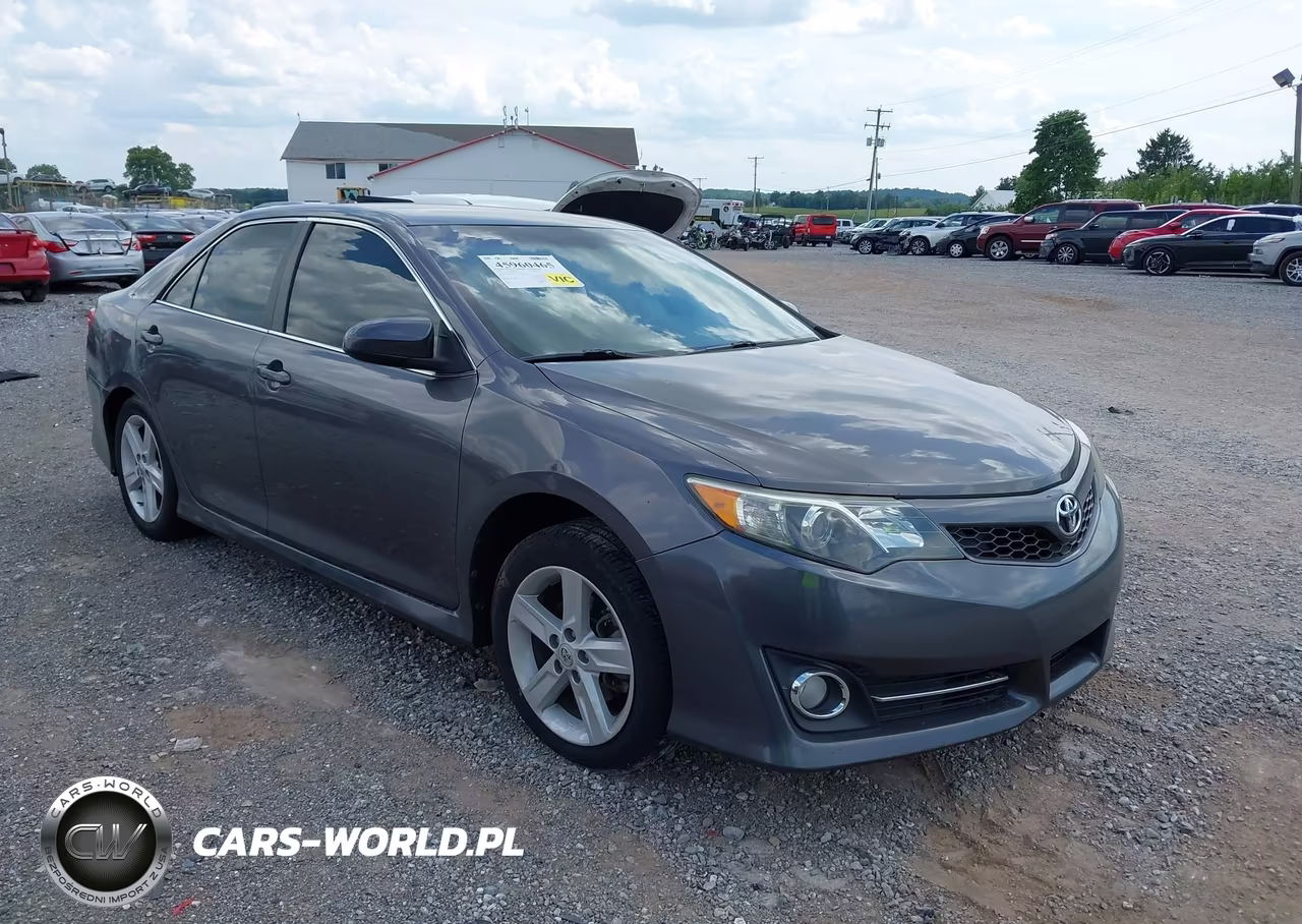 2014 Toyota Camry Se VIN:4T1BF1FK6EU819449 - 1