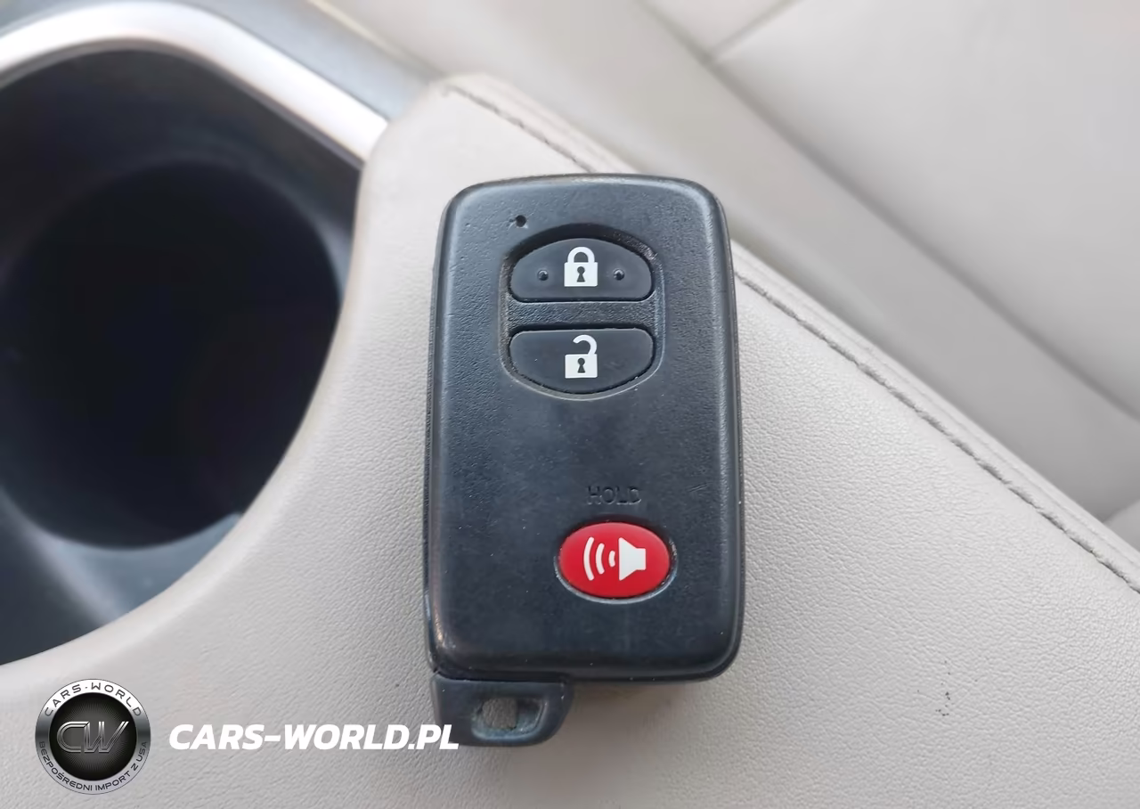 2015 Toyota Prius Four VIN:JTDKN3DU9F1884323 - 11