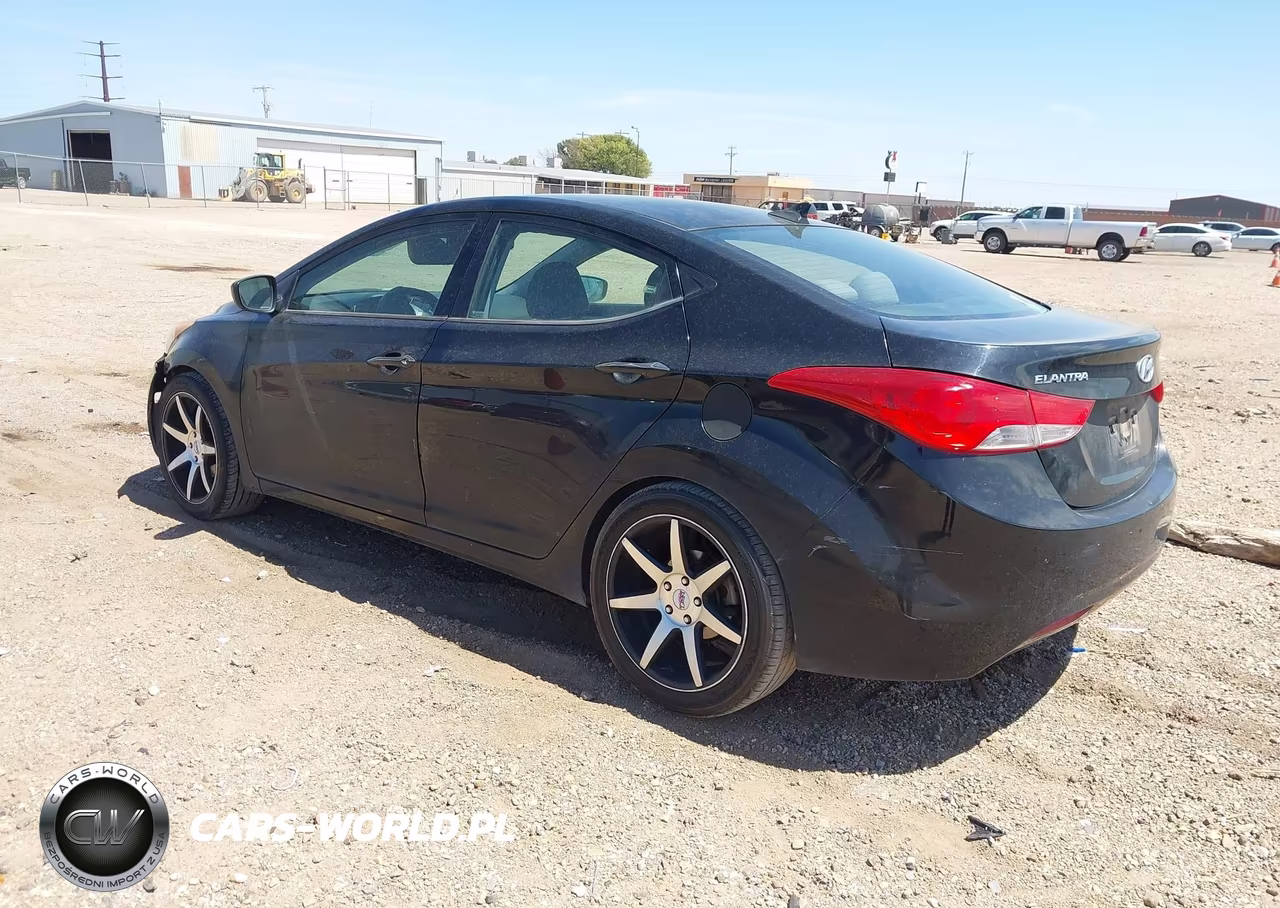 2013 Hyundai Elantra Gls VIN:5NPDH4AE7DH200782 - 3