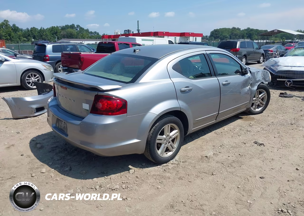 2013 Dodge Avenger Sxt VIN:1C3CDZCG3DN740962 - 4