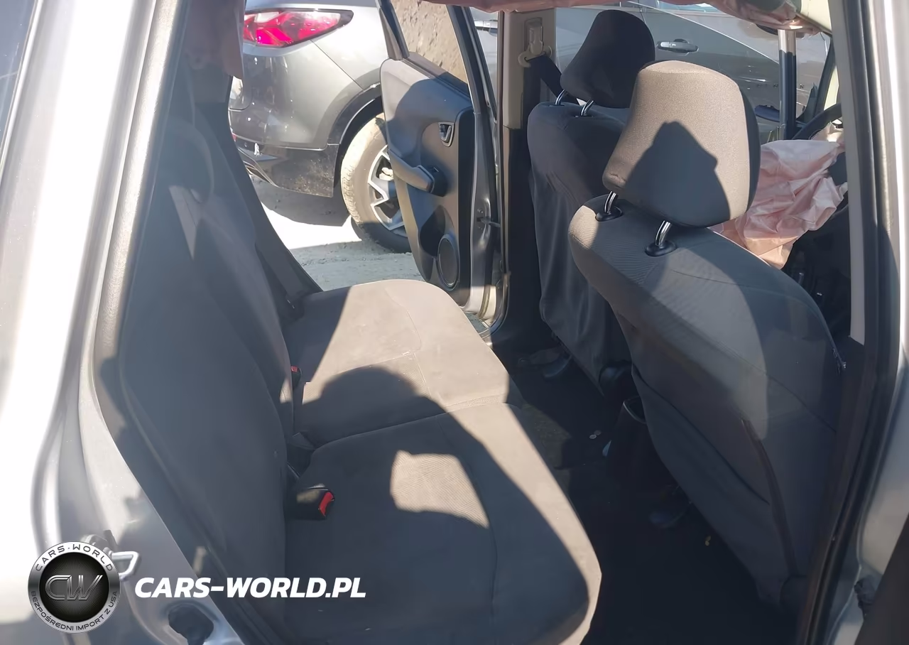 2013 Honda Fit VIN:JHMGE8H39DC066157 - 8