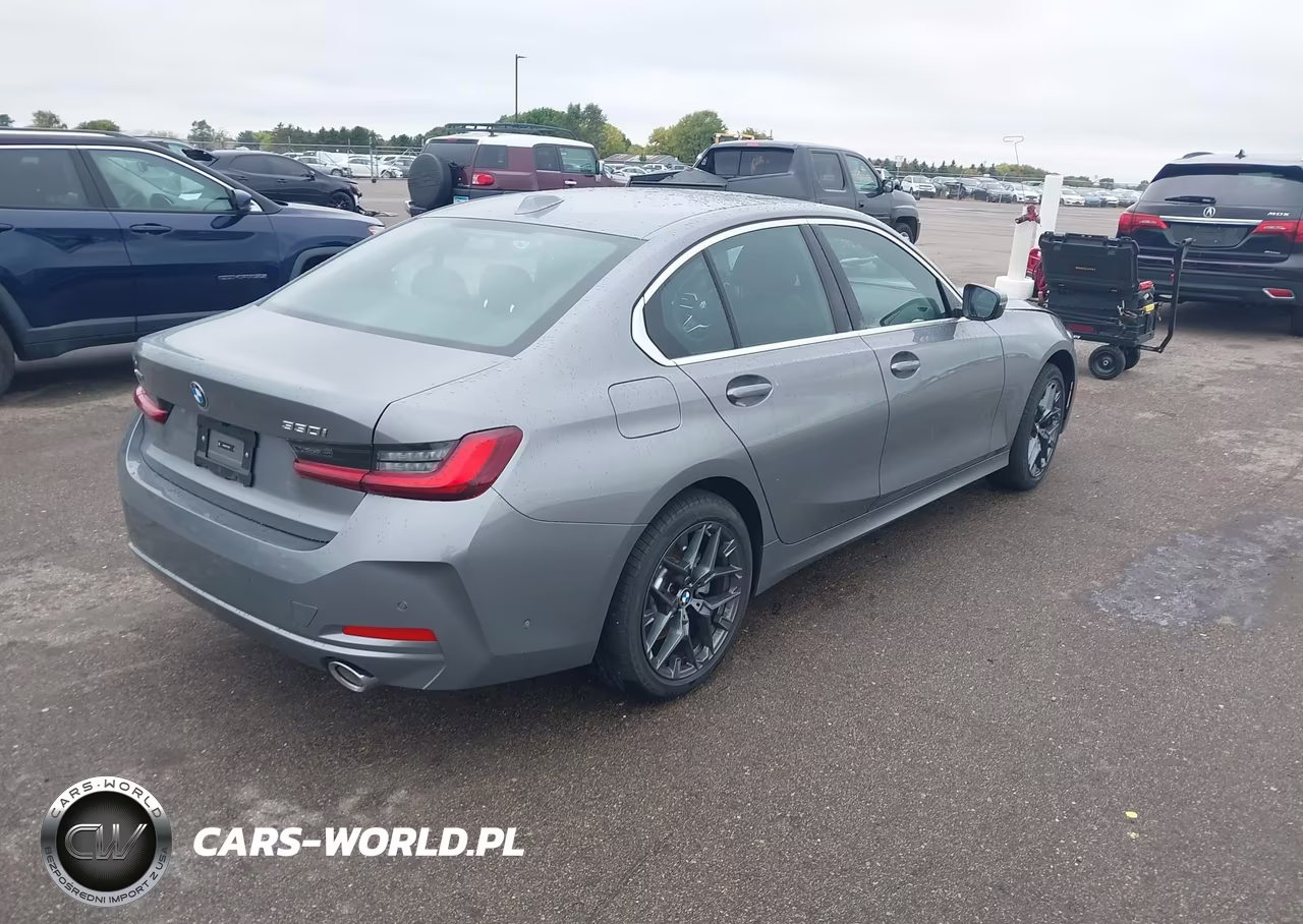 2026 BMW 330I xDrive Na VIN:3MW89CW07T8G53031 - 4