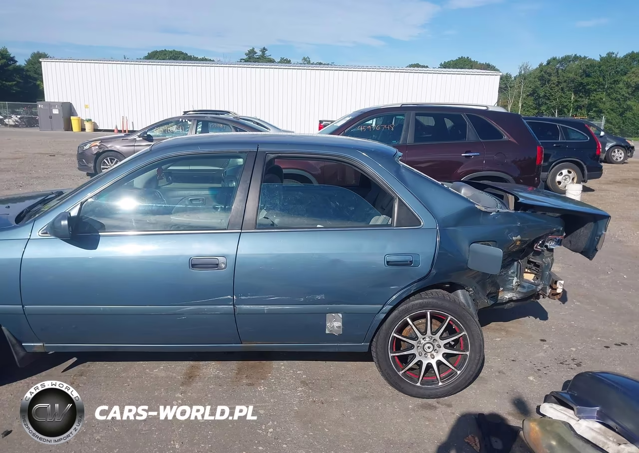 2000 Toyota Camry Ce VIN:4T1BG22K5YU997611 - 13