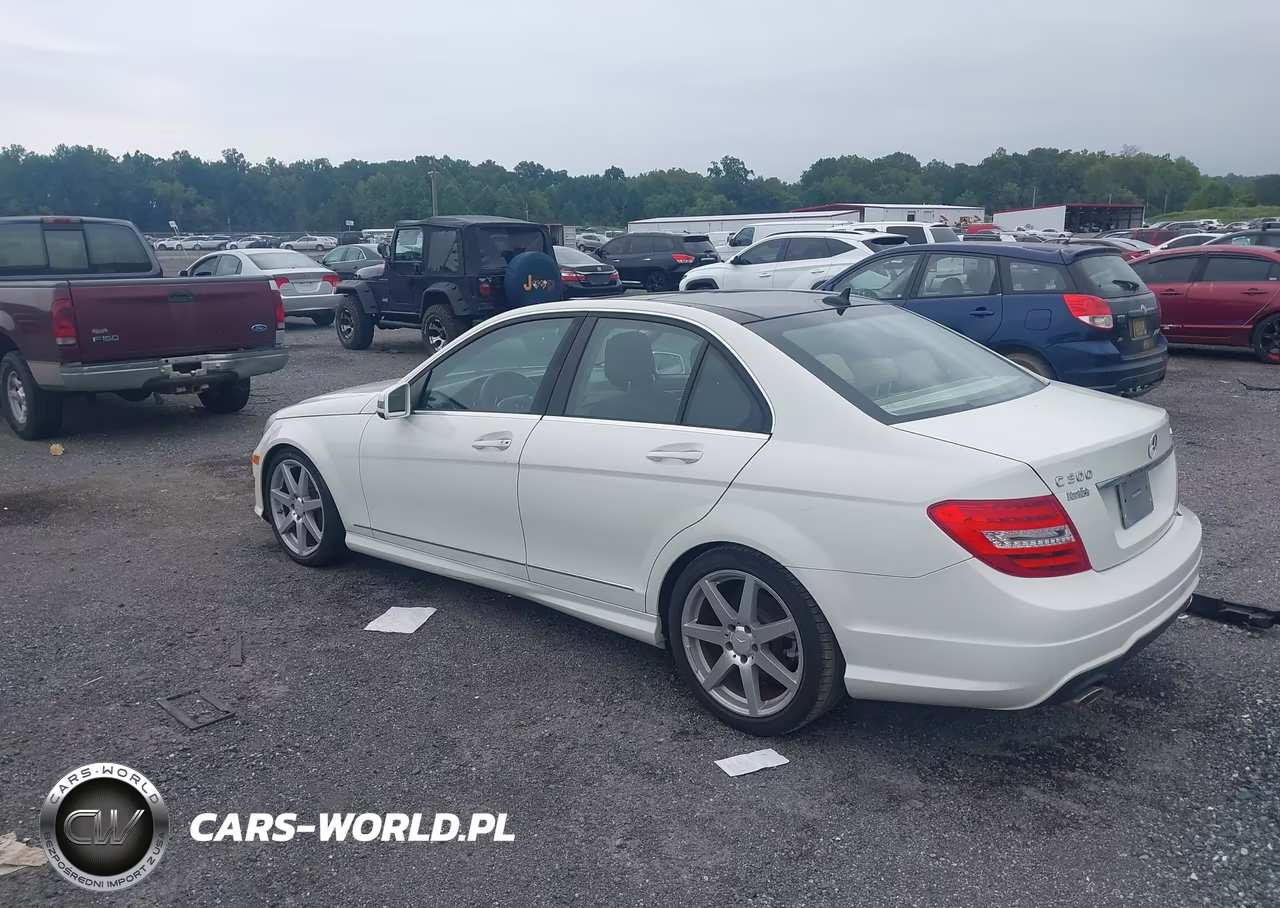 2012 Mercedes-Benz C 300 Sport 4Matic VIN:WDDGF8BB9CR201248 - 3