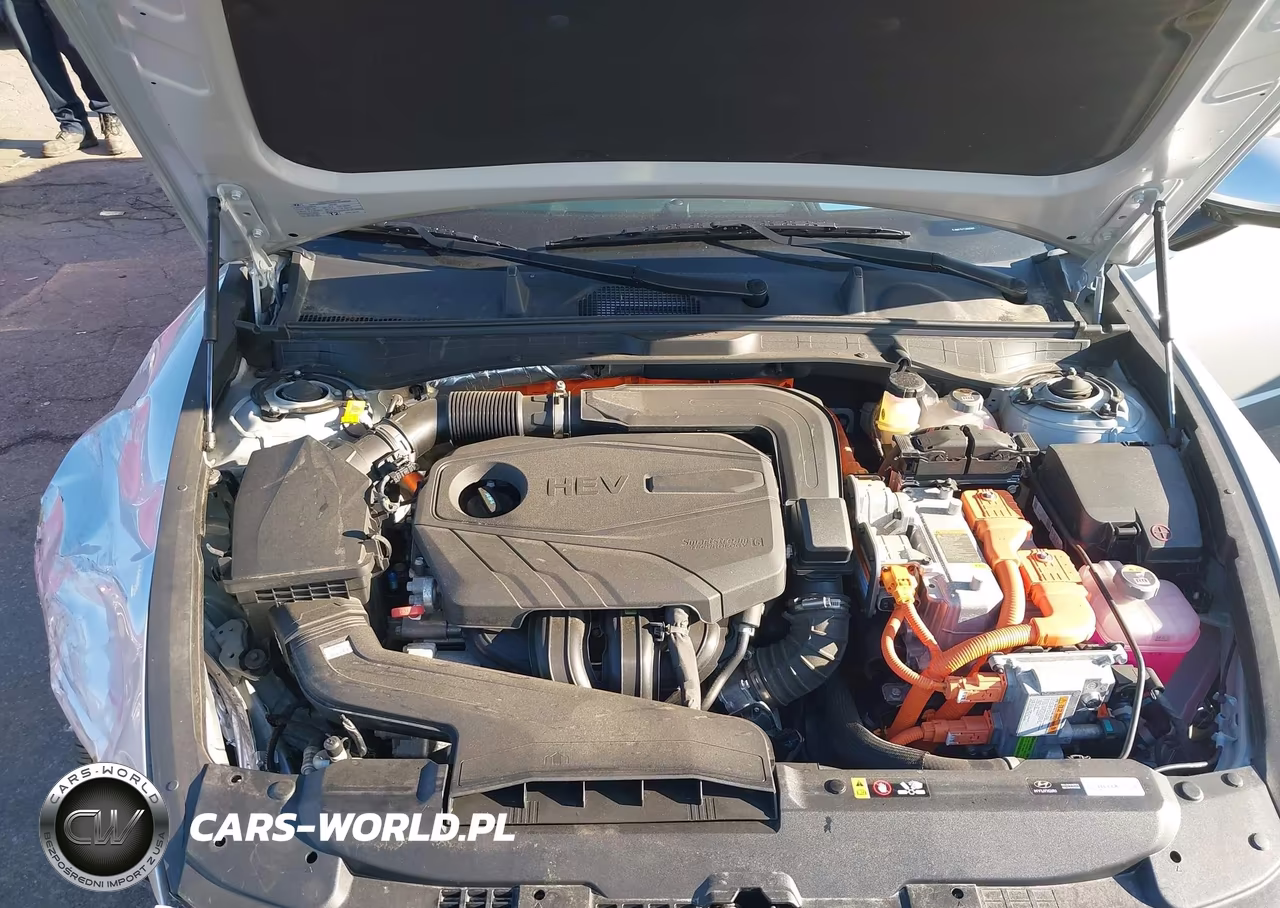 2024 Hyundai Sonata Hybrid Limited VIN:KMHL54JJ4RA090575 - 10
